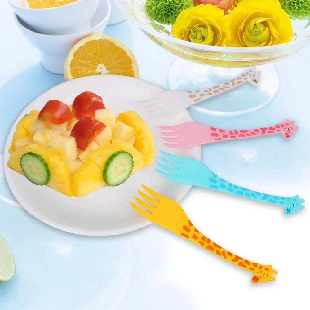 12Pcs/set Fruit Snack Toothpick Cartoon Giraffe Shape Tableware Food Picks Salad Desert Forks Kitchen Accessories Kitchen Tool
