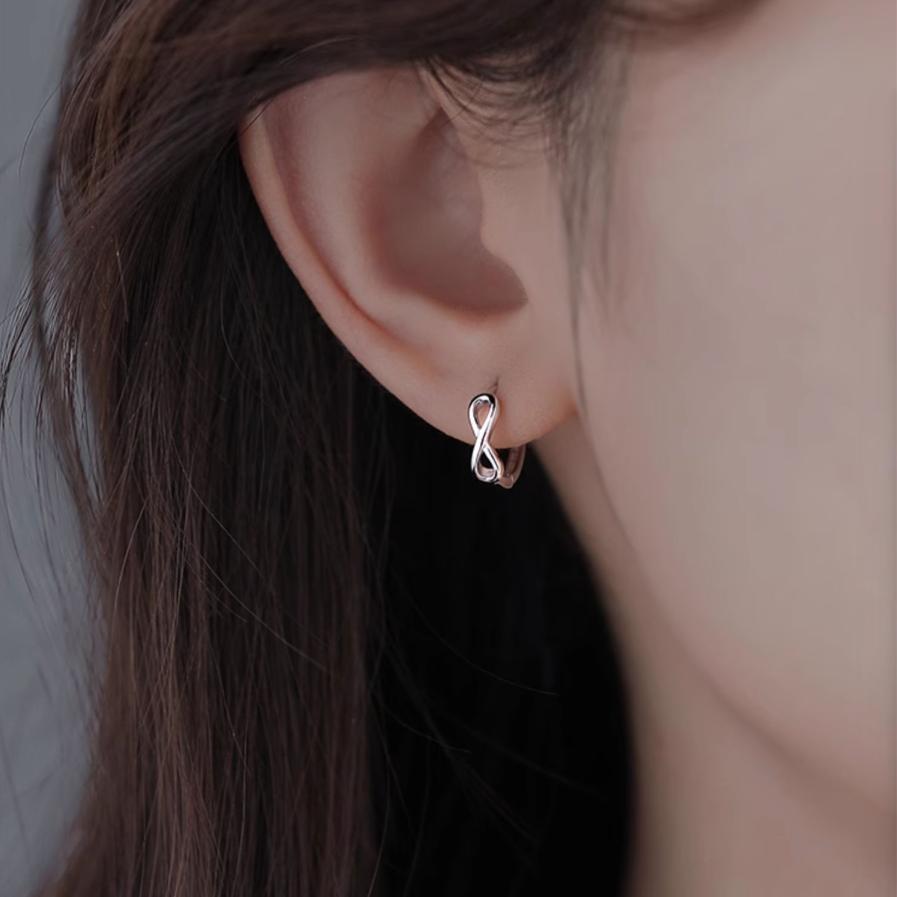 Mobius Ring Design Minimalist Ear Cuff, Unique Versatile Solid Earrings for Women