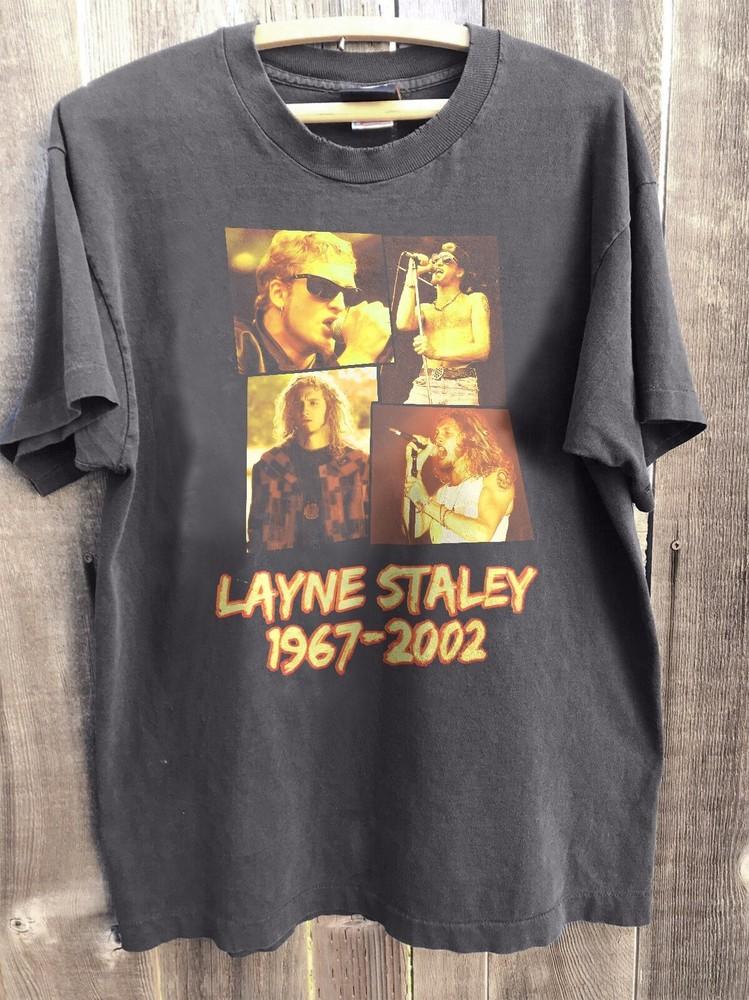

New Alice In Chains Layne Staley 19672002 Charcoal Cotton Tshirt Unisex T-Shirt XL