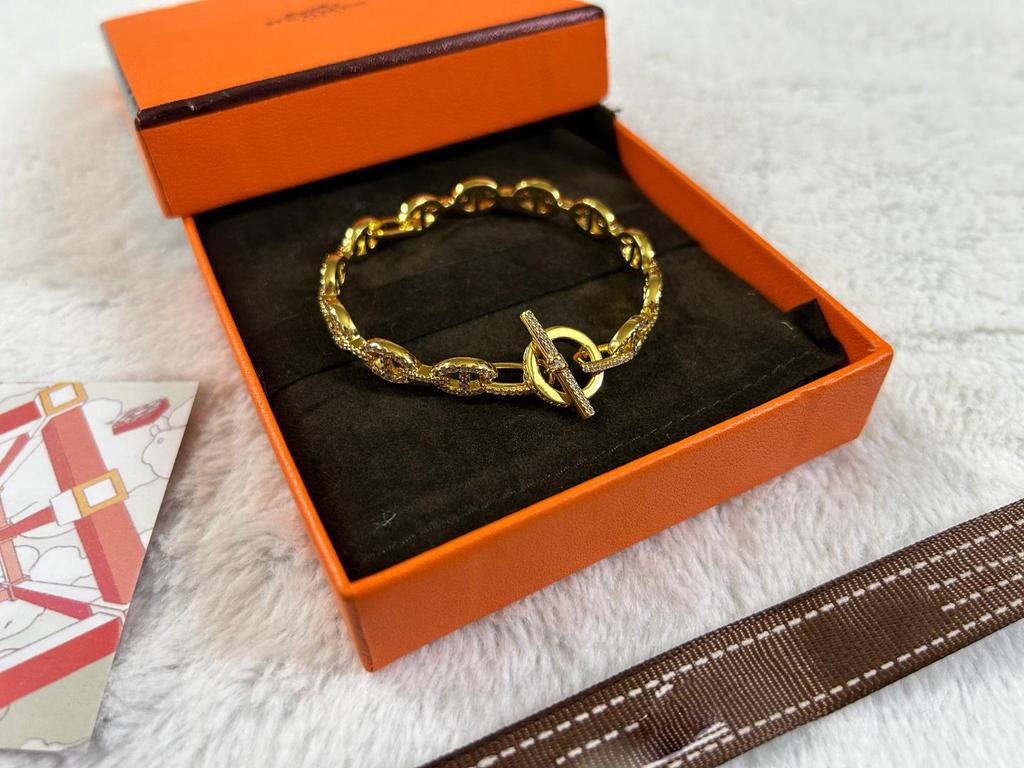 Kelly Pig Nose Full Diamond Women's Bracelet - V Gold Rose Gold, Light Luxury Fashion