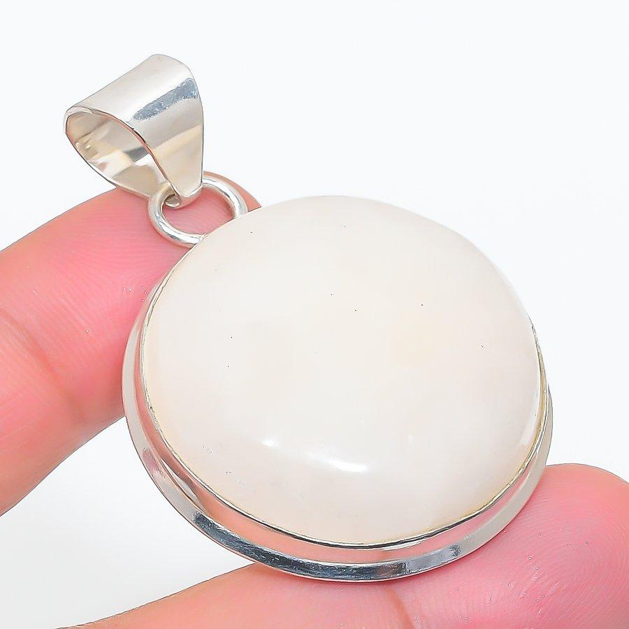 

Natural Rainbow Moonstone 925 Sterling Silver Jewelry Pendant 1.97 l7F10