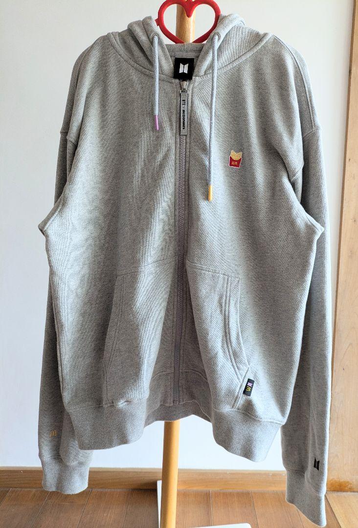 

[Б/У] Серое худи на молнии BTS x McDonald s