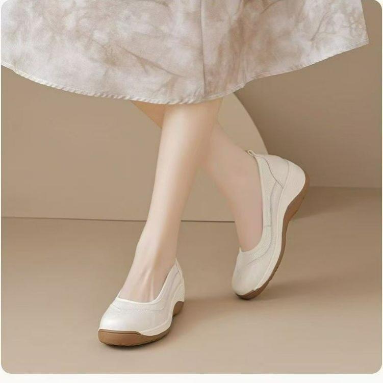 Soft-soled Comfortable Mother Rocking Women's Shoes Spring and Summer Casual Breathable Shallow Mouth Single Shoes Lazy Shoes
