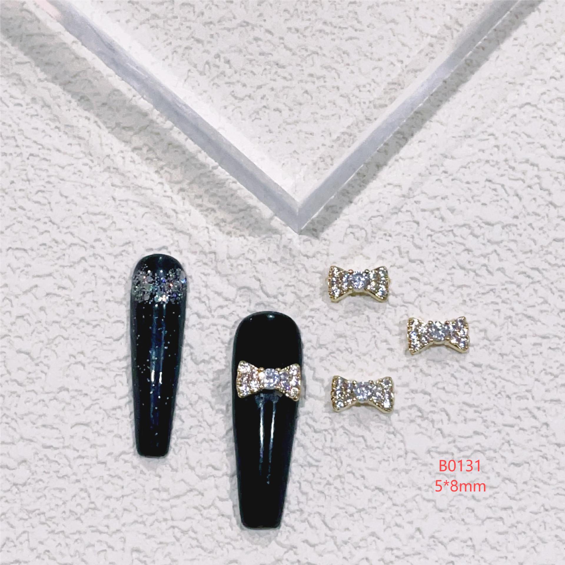 

Vintage Alloy Bow & 49 Stars Zircon Nail Art Accessories by Chrome Hearts