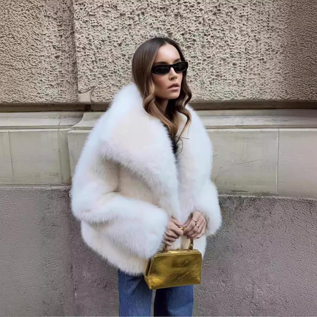 

Экологичная короткая куртка из искусственного меха с большим лацканом для тепла и моды для женщин XS