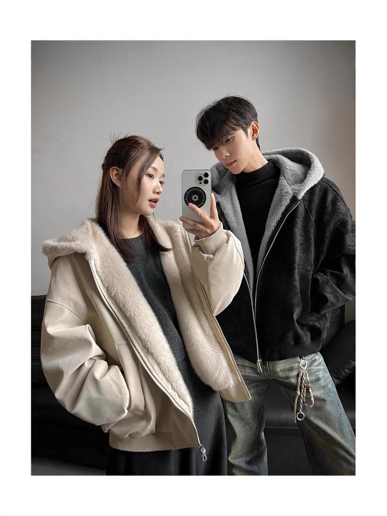 Women's Retro American Flight Jacket: Autumn/Winter Thickened Velvet Cotton, Wear-Resistant, Loose Fit, In Stock.