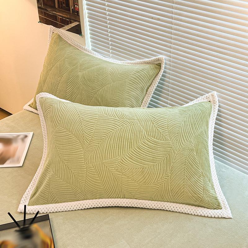 2 Pcs Winter Thicken Warm Pillowcase Soft Plush Flannel Coral Velvet Pillow Covers Home Living Room Decor Cushion Cover