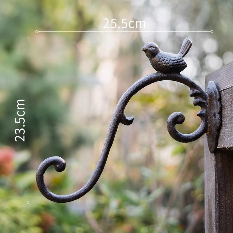 European Vintage Cast Iron Bird Hook Distressed Finish for Garden Patio Outdoor Wall Decor