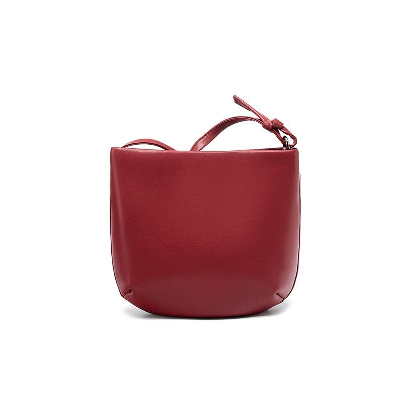 Red new women's commuter high-end simple shoulder bag, small summer women's portable leather versatile messenger bag, bag women