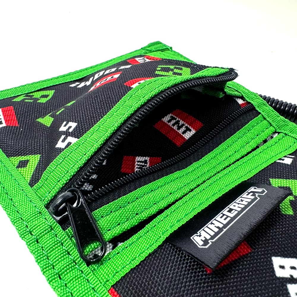 Kaitak Family Minecraft Bifold Wallet with Coil Closure and Velcro Closure, Official Apparel Merchandise, 1P5F58H (Green)