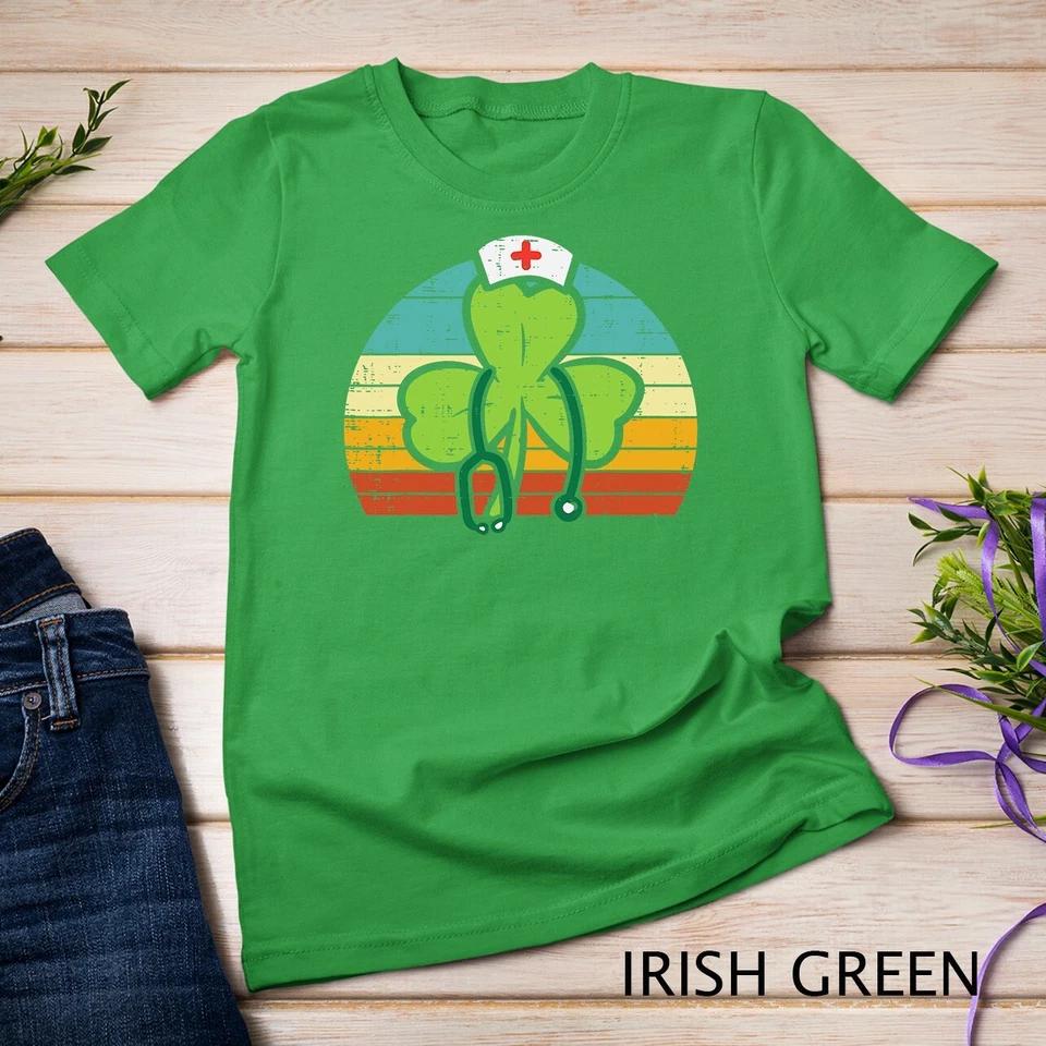Shamrock Nurse Stethoscope Retro St Patricks Day Nurses RN Unisex T-shirt 5 M