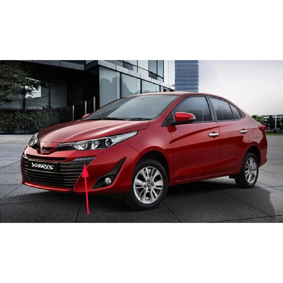 Car Flashing 1 Pair LED Daytime Running Lights For Toyota Yaris 2017 2018  DRL Car Fog Cover Bumper Light