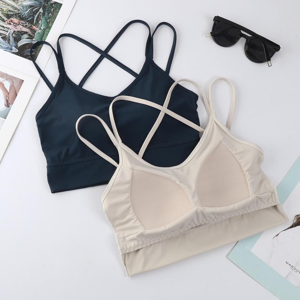 Sommer-BH aus Eis-Seide mit gekreuzten Trägern und festen Cups