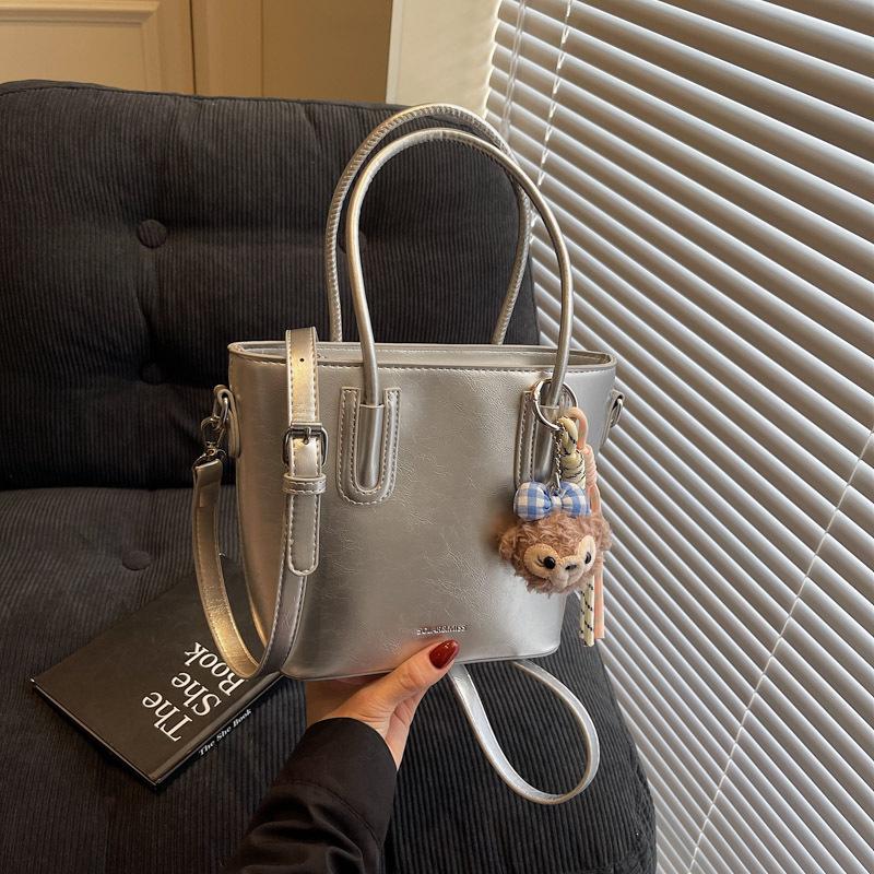 Premium Textured Small Bag Women's 2025 Spring and Summer New Bucket Bag Fashionable Versatile Shoulder Messenger Bag