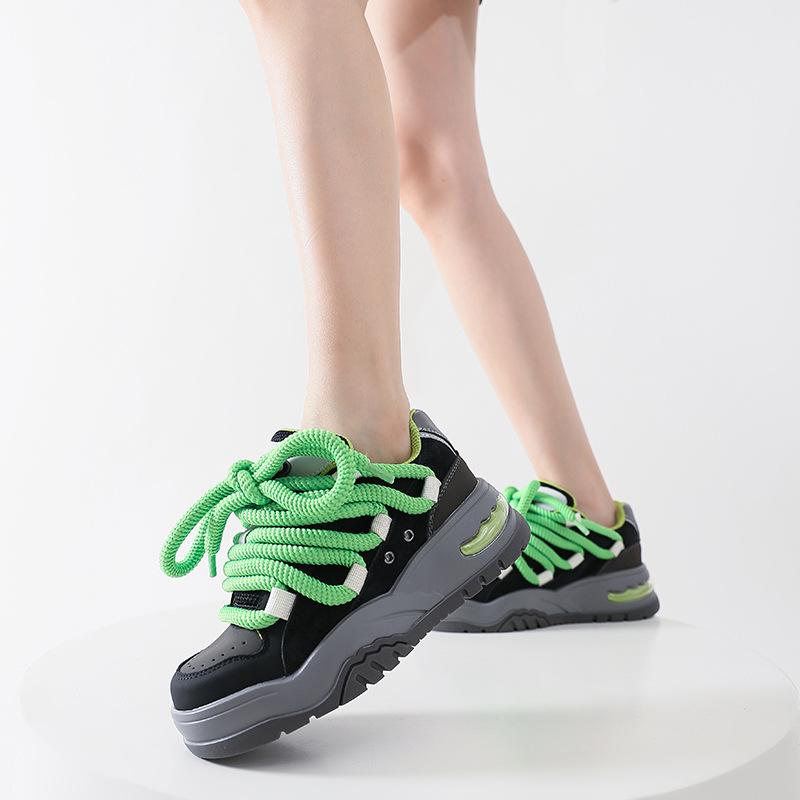 Popular ins air cushion casual board shoes contrasting colors leather little white shoes sports women's shoes versatile Korean version thick-soled he