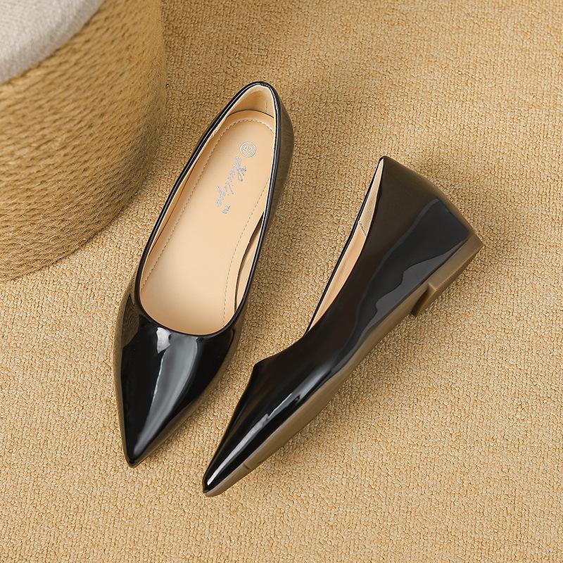 

D867-1 туфли-лодочки на плоской подошве с внутренним увеличением роста, с острым носком и неглубоким вырезом, профессиональные одинарные туфли, женские, для работы, не утомляют ноги, с продвинутым чувством стиля, универсальные 40 чёрный