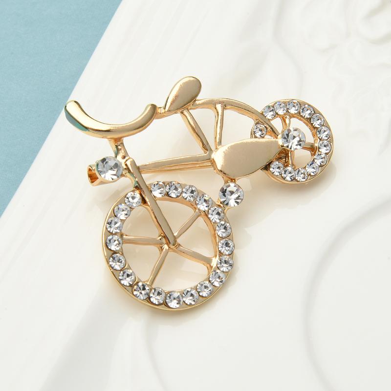 Many Designs Brooches Collection Pearl Enamel Rhinestone Heart Bowknot Brooch Pins Gifts