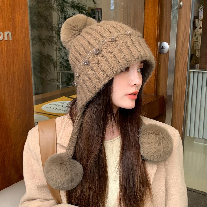 Women's Outdoor Leisure Cute Hairball Pullover Hat Autumn and Winter Knitted Windproof Warm Wool Hat