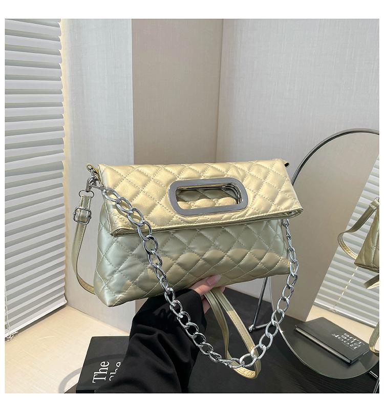 Niche light luxury folding handbag autumn and winter 2025 new fashion messenger bag high-end diamond chain underarm bag