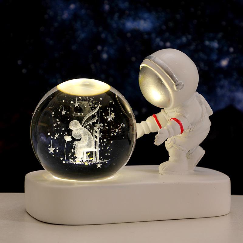 Cross-Border Astronaut Night Light: Starry Sky Crystal Ball with Luminous Base - Perfect Holiday Souvenir and Desktop Ornament.