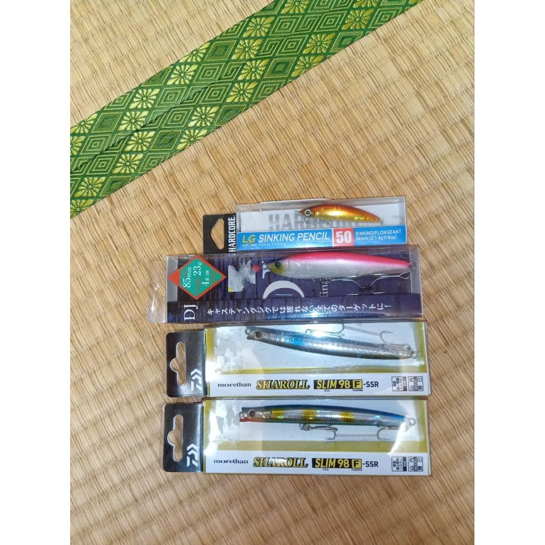 Used Lure 4-piece set DUEL Daiwa