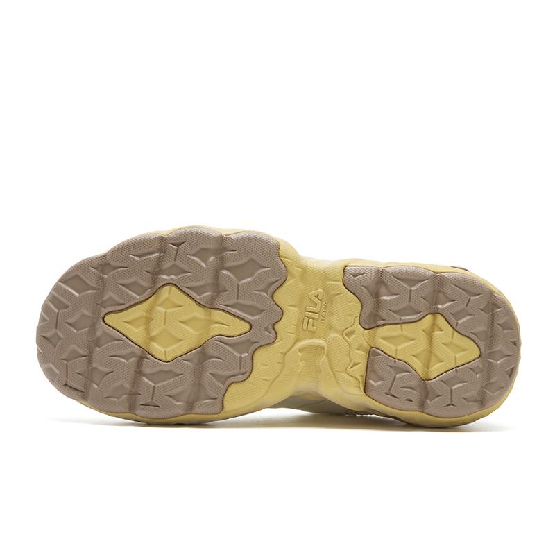 Fila MUFFIN Cushioning Abrasion Resistant Lightweight Low Top Chunky Sneakers Women's Butter Maple Syrup F12W544103FTF