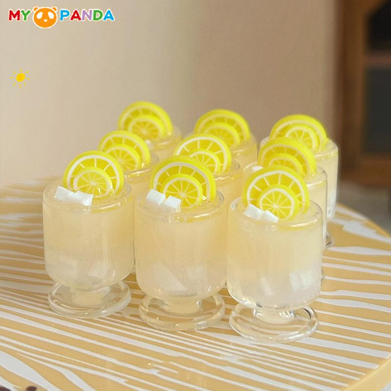 1Pcs Doll Attachment 1:12 Dollhouse Lemonade Ice Drink Warm Season Ice Drink Mug Miniature Playthings Model Decoration Gifts