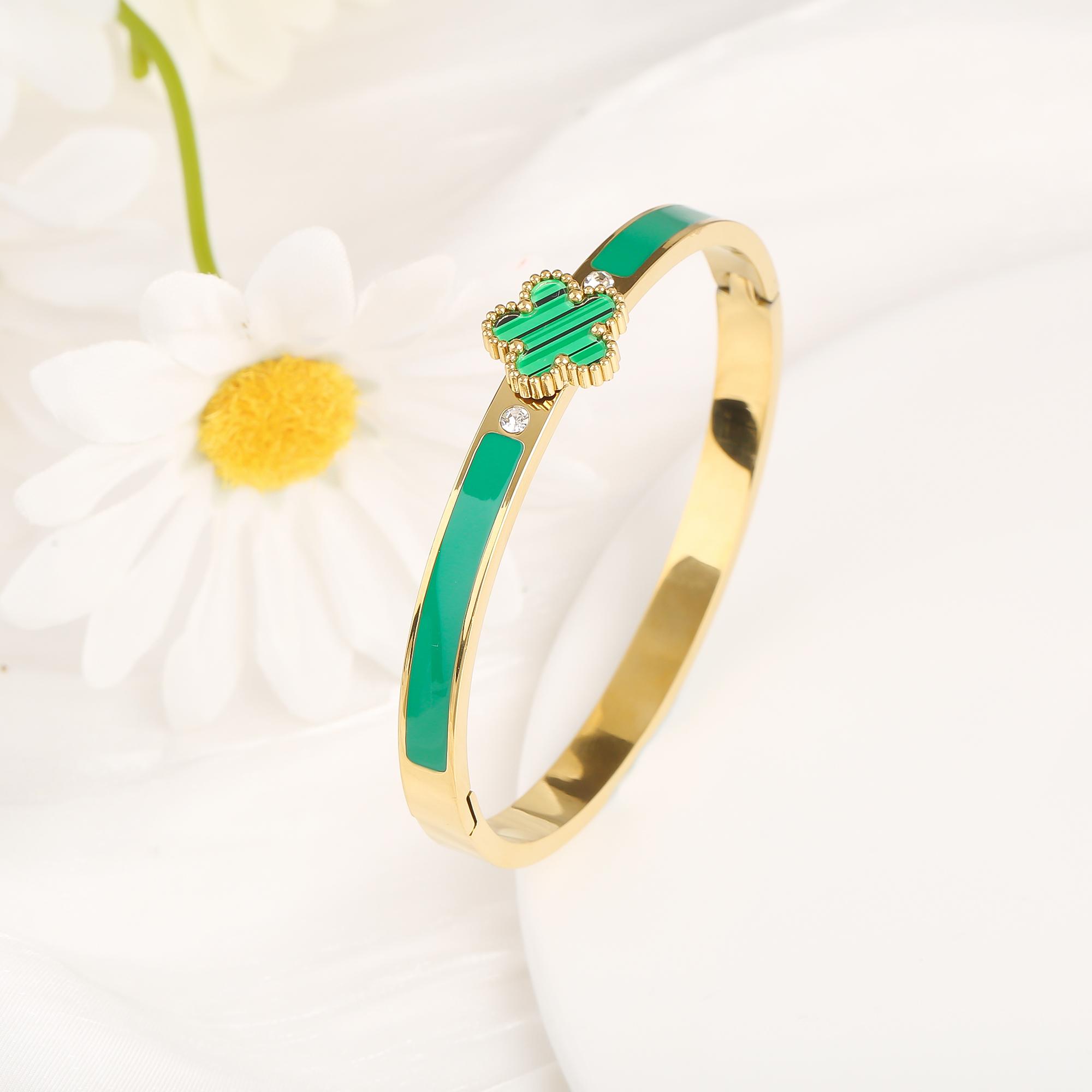 

6 Colors Classic Luxury Stainless Steel Five Leaf Flower Open Bangle Simple for Woman Girl Party Trend Enamel Jewelry Clover 58-60mm зелений