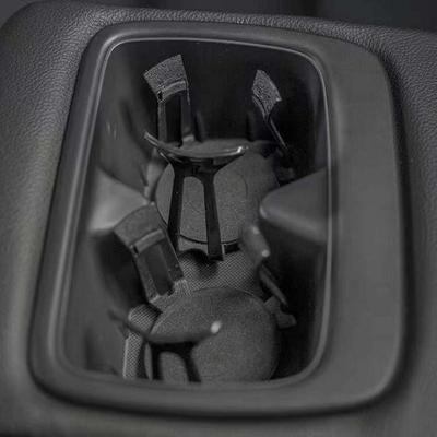 Supporti e piedistalli – Portabicchieri per auto