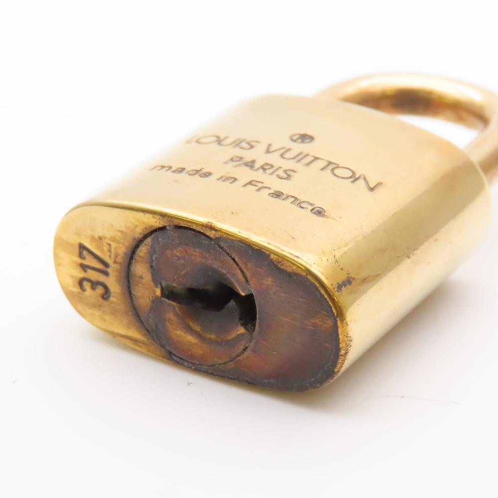 Used LOUIS VUITTON Cadena Key set No.317 metal gold padlock