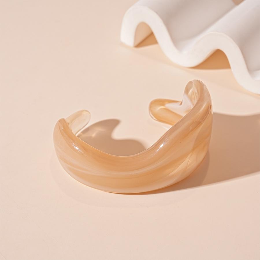 Retro smudged acrylic irregular opening bracelet exaggerated simple geometric jewelry