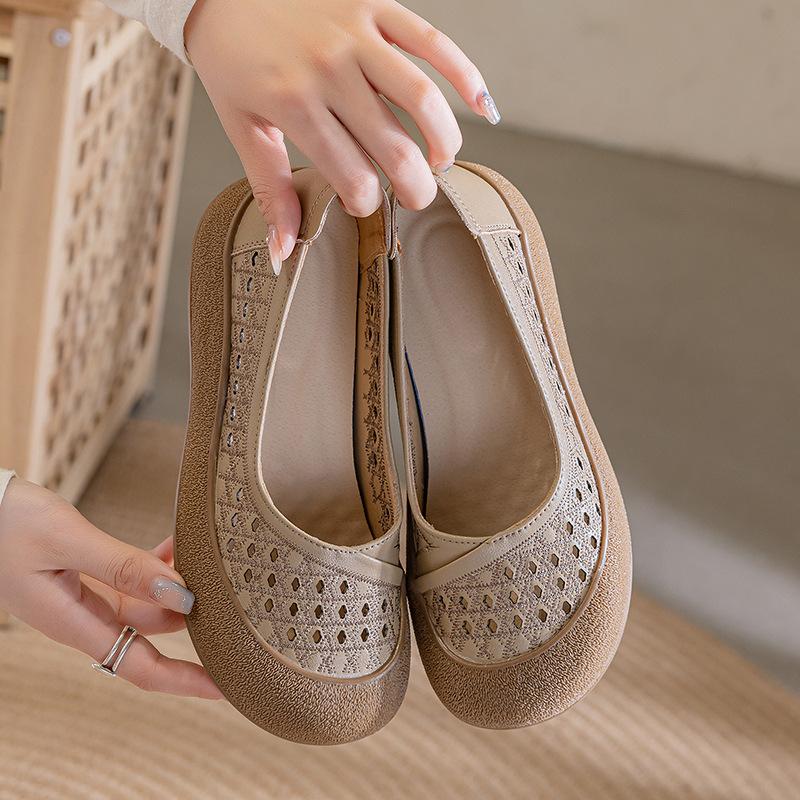 Leather New Summer Sandals Women's Shoes Large Size Mother Soft Sole Hollow Comfortable Flat Bottom Non-slip Single Shoe Hole Breathable