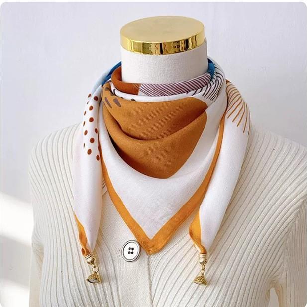 Magnetic buckle triangular small square scarf silk scarf women's spring and autumn summer shirt neck protection scarf thin scarf 71x71