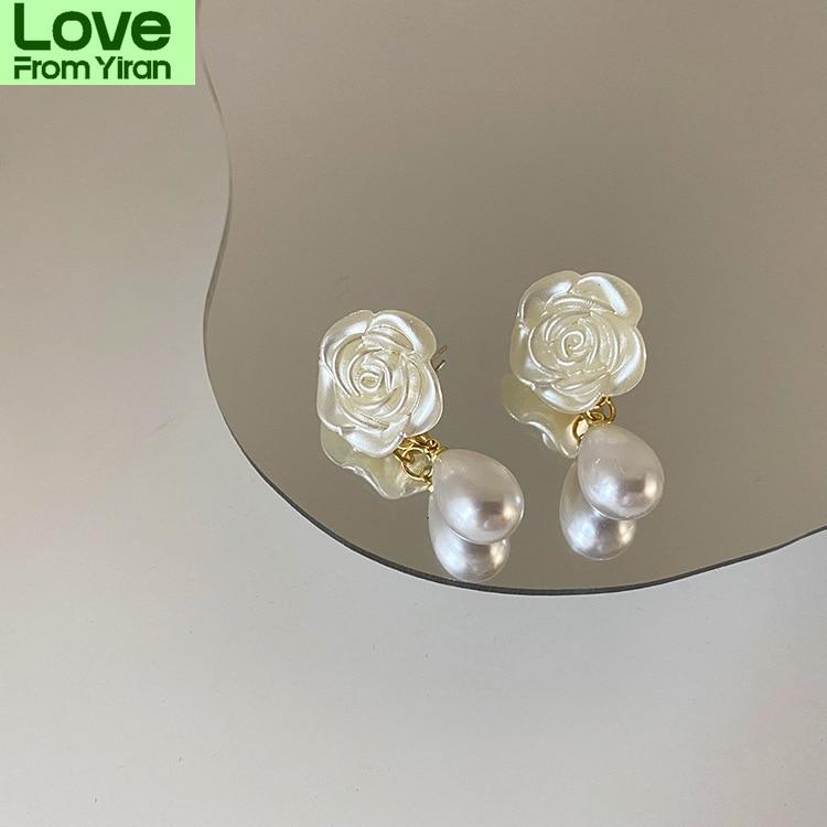 Retro Pearl Flower Earrings Women 'S Jewelry All Match Elegant Look Temperament Bridal Pendant Present Gift Idea AccessoriesVintage Pendant