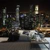 Tapiserie 2D cu Skyline de Noapte din Singapore Decor de Perete Modern cu Zgârie-nori Strălucitori