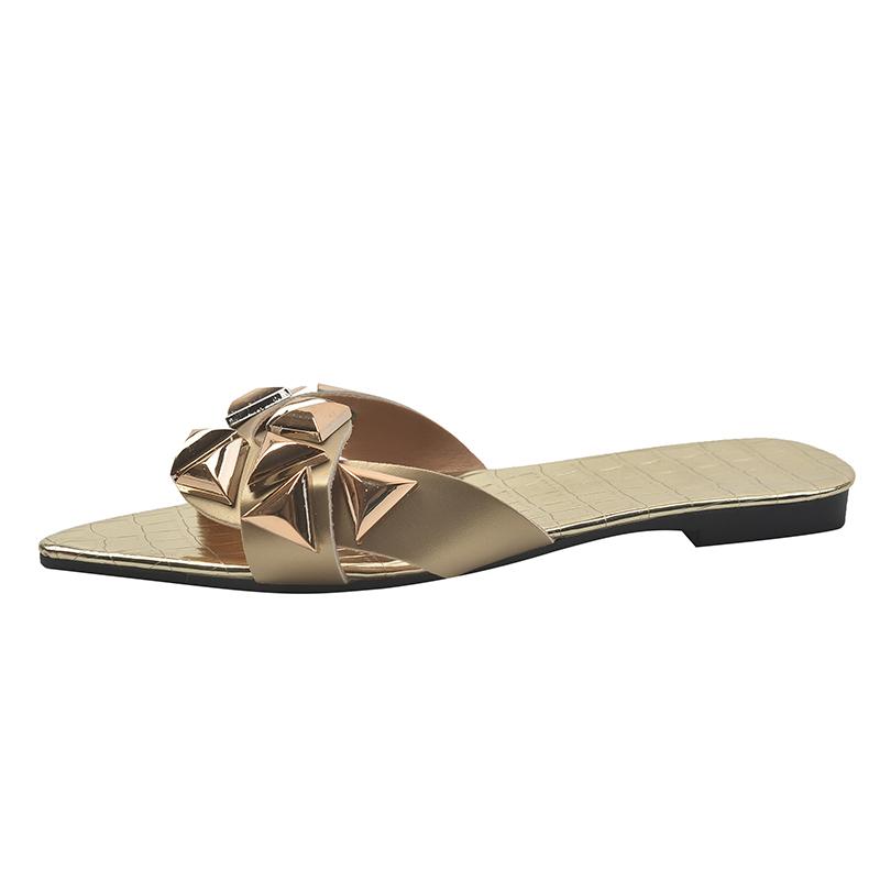 

Fashion 2024 Summer European and American Beaded Metal Decorative Flat Slippers for Women Ethnic Style Square Outer Slippers Large Size 43 золотой