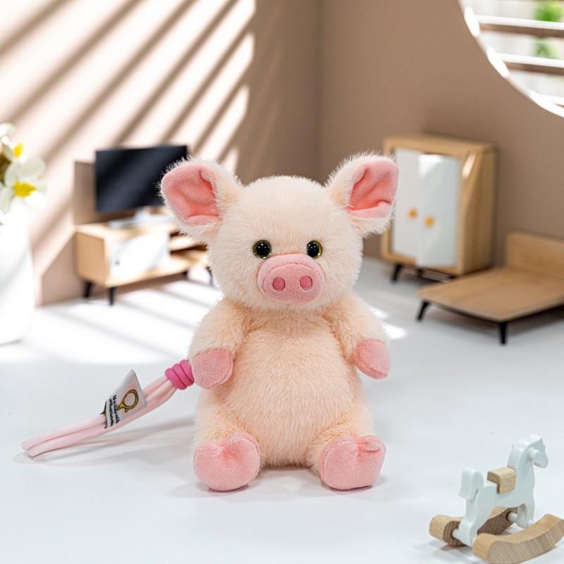 Cartoon Pig Plush Toy With Soft Short Pile For Kids Gift And Bag Decoration