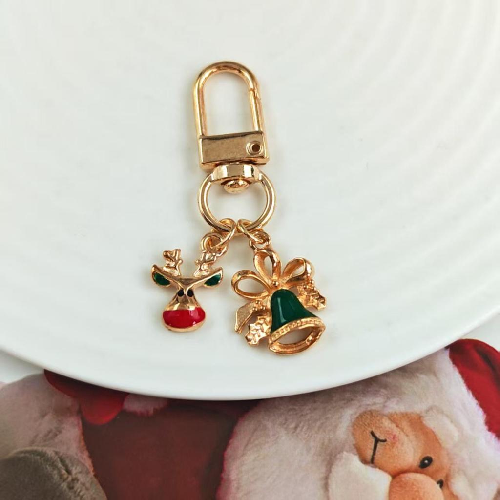 Festive Christmas Keychain: Metal Tree, Snowman & Santa Bag Charm – Stylish Small Gift