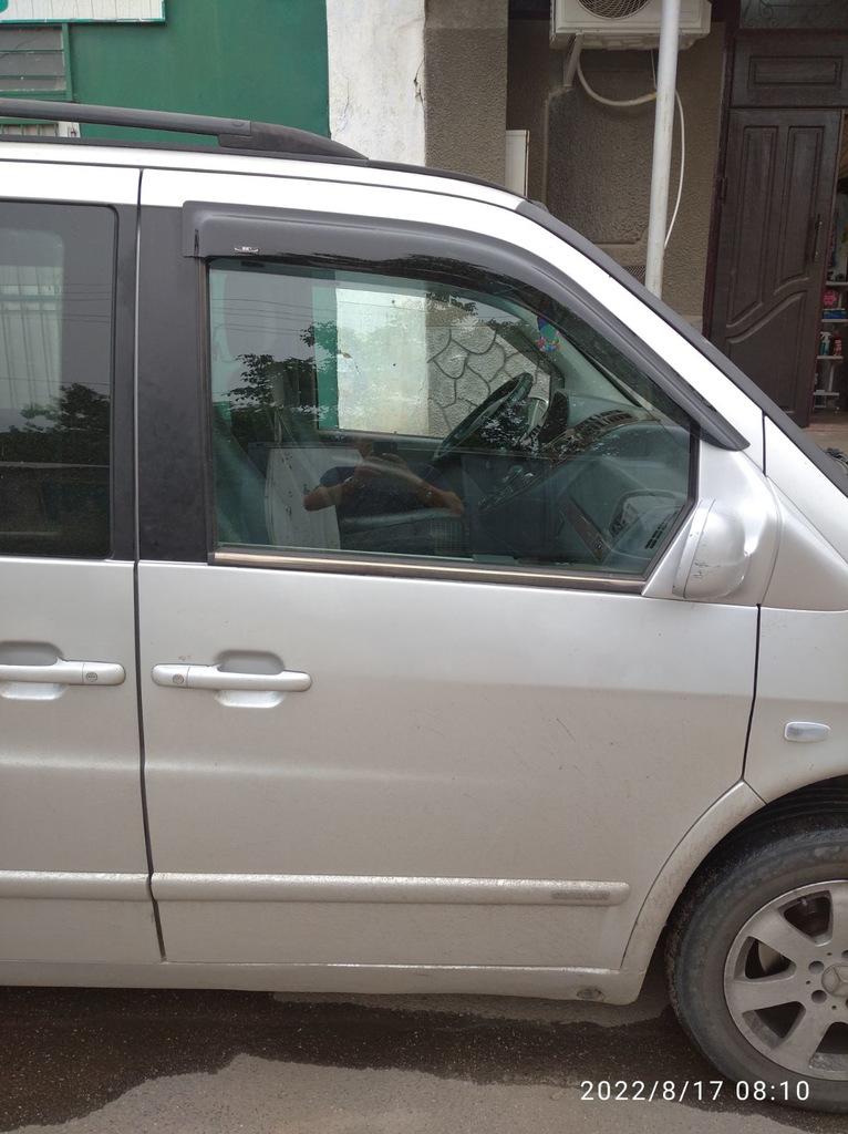 Spărgătoare de vânt (2 buc, HIC) pentru Mercedes Vito W638 1996-2003