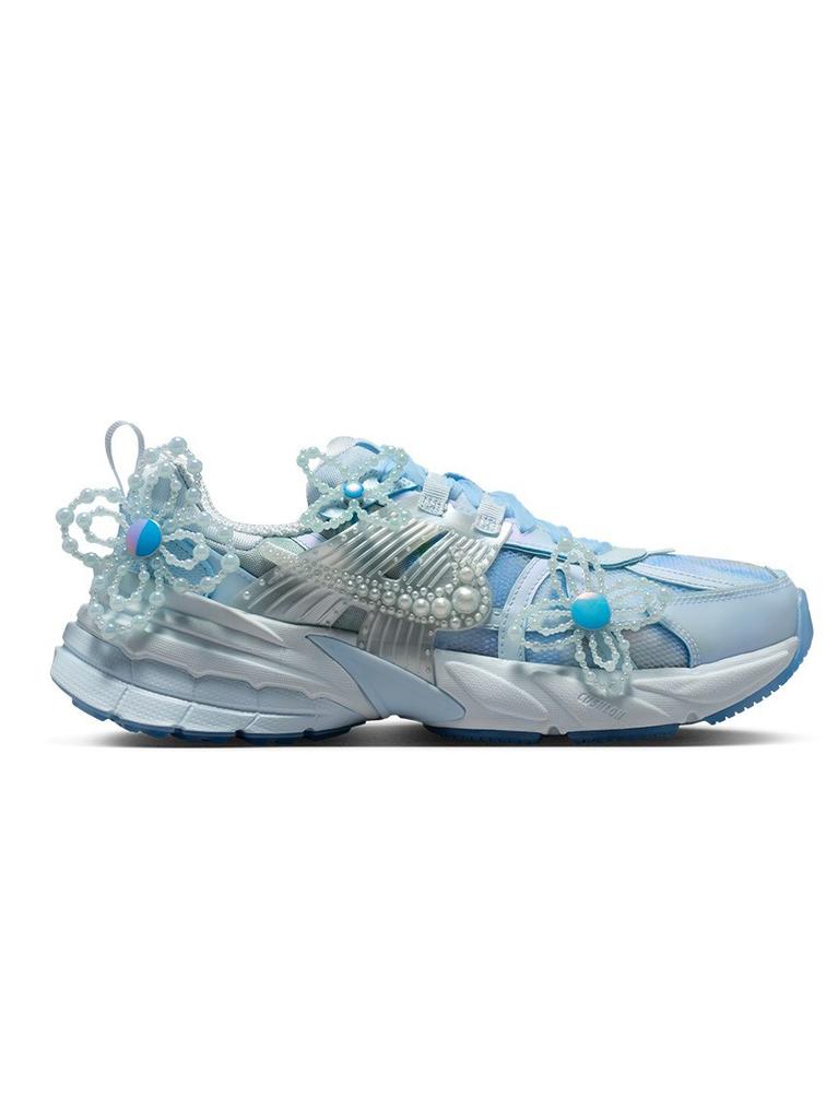 IB7426-400 Susan Fang Nike V2K Run Blue Tint (Women's)