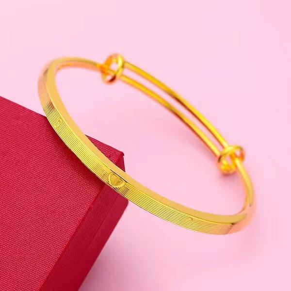 

Qixi Love Heart Gold-Plated Brass Bracelet - Sand Brushed Push-Pull Bangle for Girlfriend