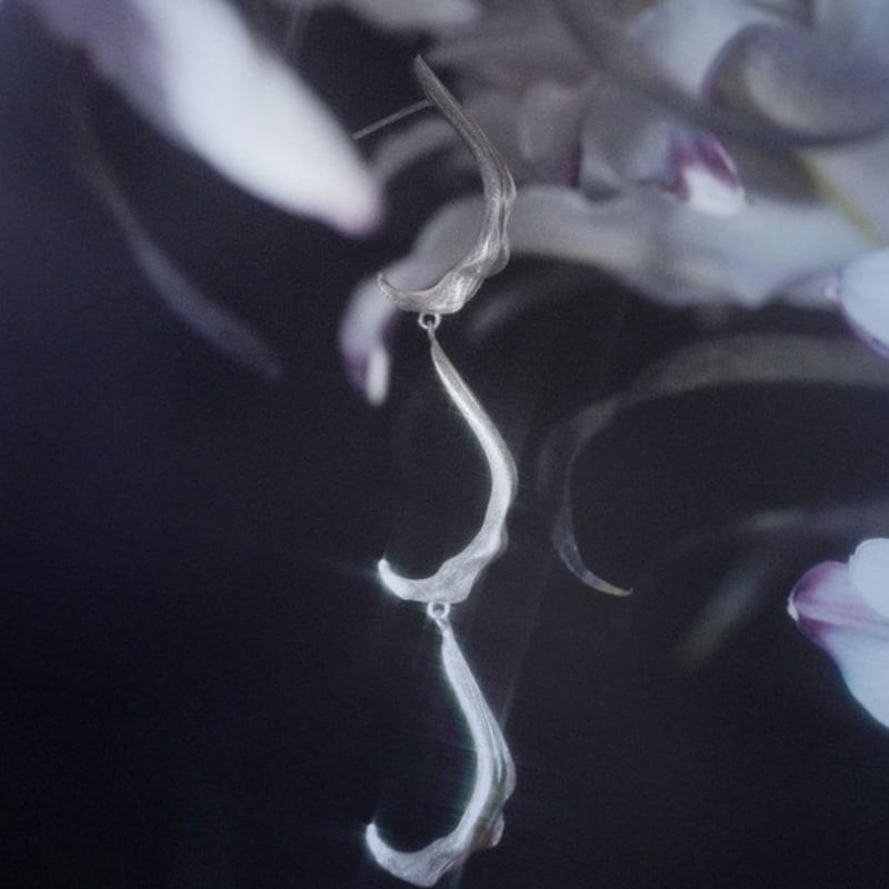 tomorrowobject 23FW. lily breeze. earring 02