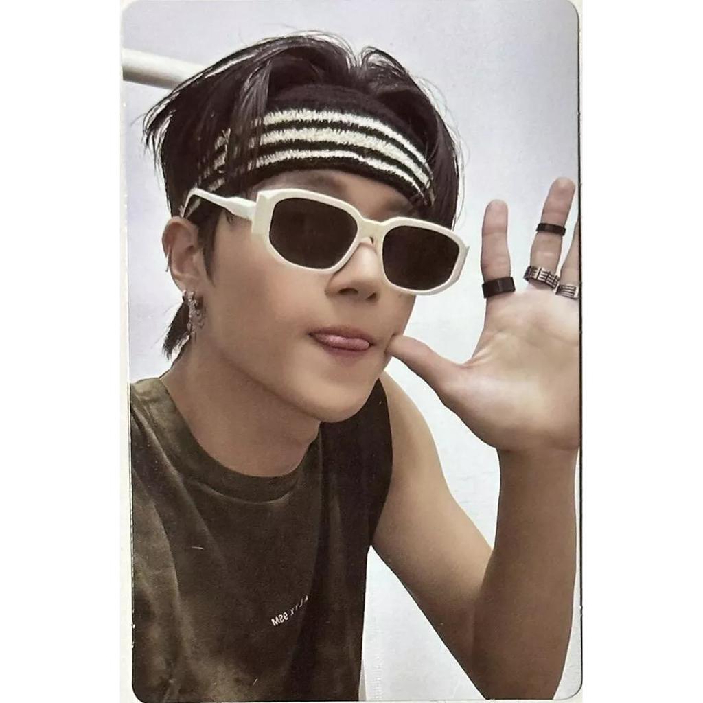 ATEEZ THE WORLD EP.2:OUTLAW A / DENÍK / JEDNOTKA DENÍKU / Z ver. OFICIÁLNÍ FOTOKARTA