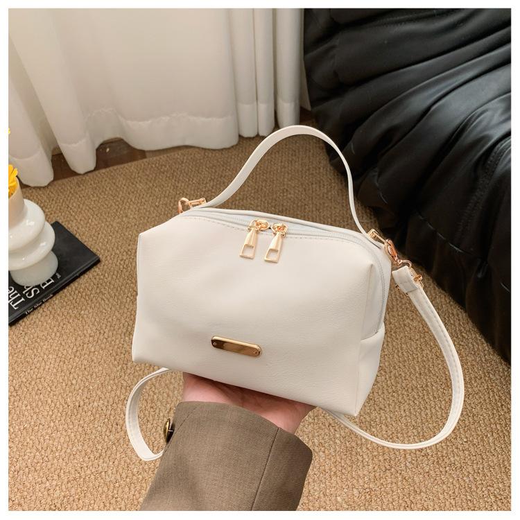 

2026 Spring New Solid Color Vintage Simple Small Square Shoulder Crossbody Top Handle Bag Women Premium Textured Casual Handbag