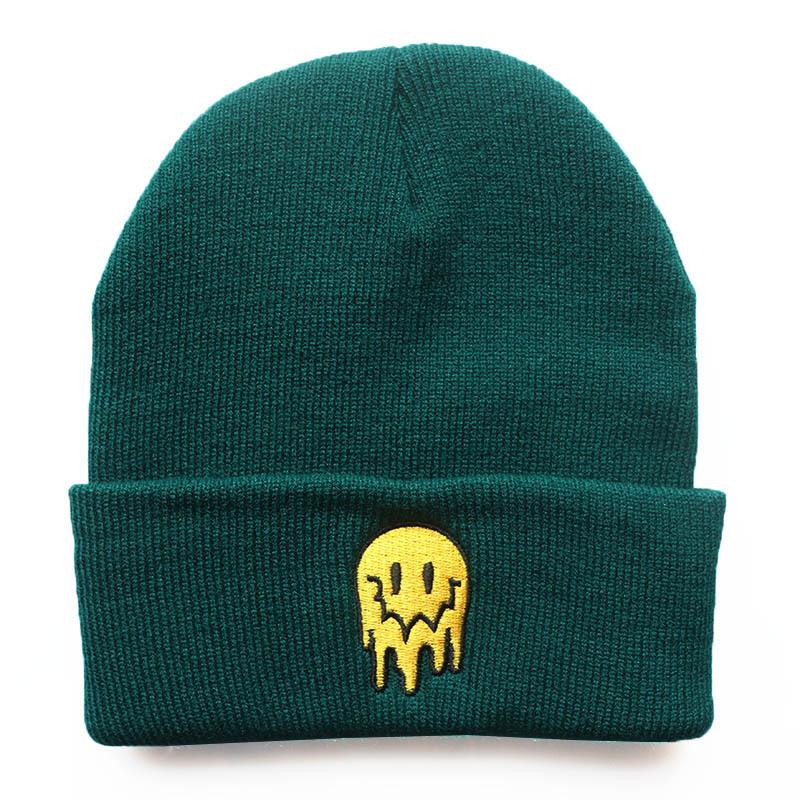 

Popular among European and American men and women melting smiley face Smiley face embroidered knitted hat, pullover warm woolen hat Adjustable темно-зелений колір