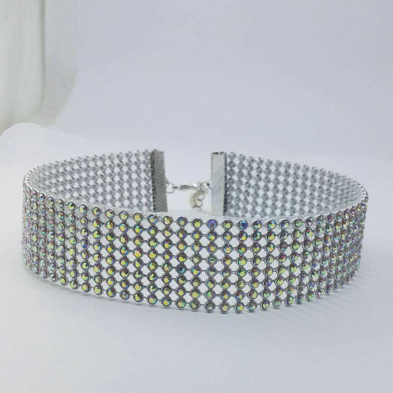 Einfache mehrschichtige Balkenhalskette mit eingelegtem Zirkon für Damen