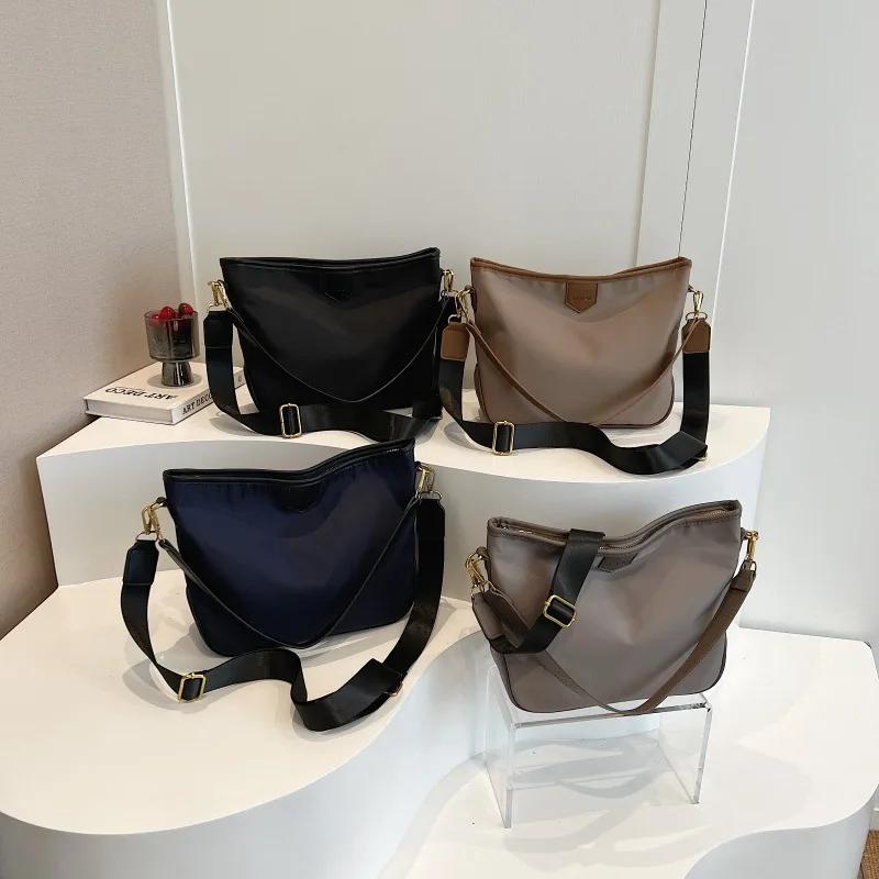 Nähgarn Nylon Damen Henkeltaschen Reißverschluss Pendeln Hohe Qualität Schultertaschen für Frauen