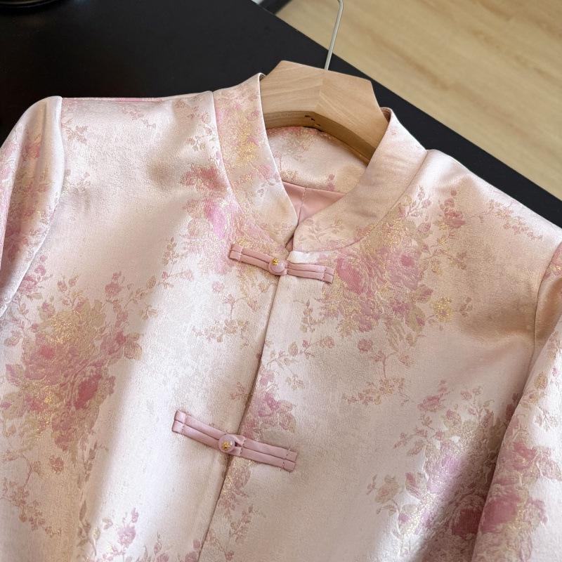 Silk Jacquard Plus Size Jacket for Middle-Aged Women – Chinese Style with Frog Buttons, Anti-aging, Spring/Autumn