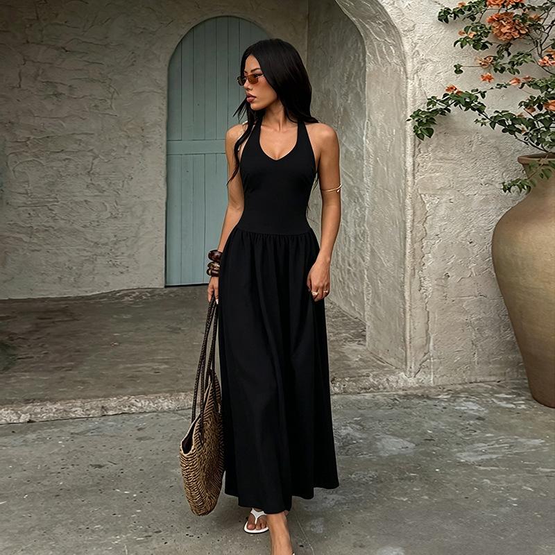 Summer new European and American women's clothing temperament solid color U-neck waist thin pendulum suspender dress women
