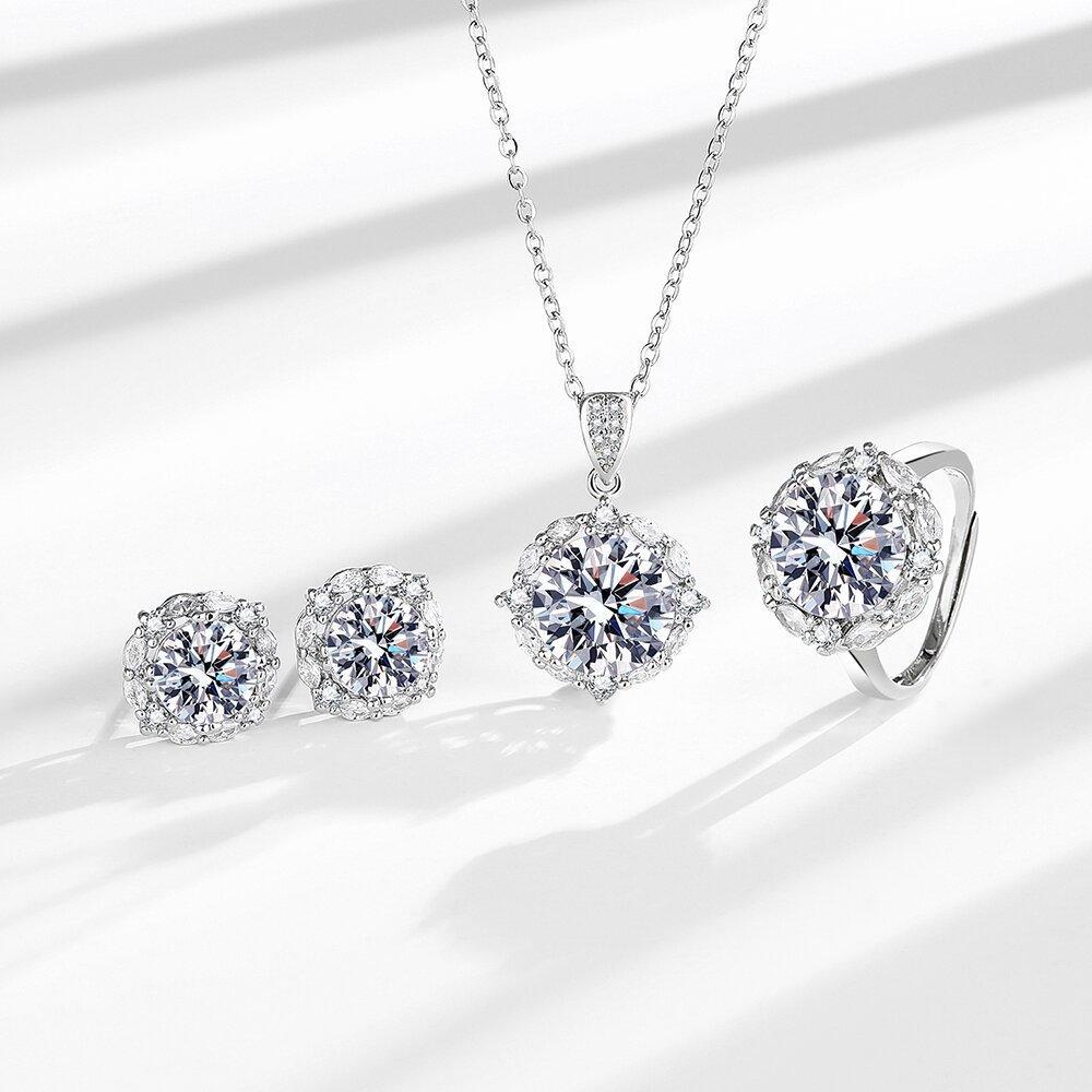 2026 Jewelry Designer Luxury Atmospheric Eight Hearts and Eight Arrows Zircon Ring Earrings Necklace Set 45CM